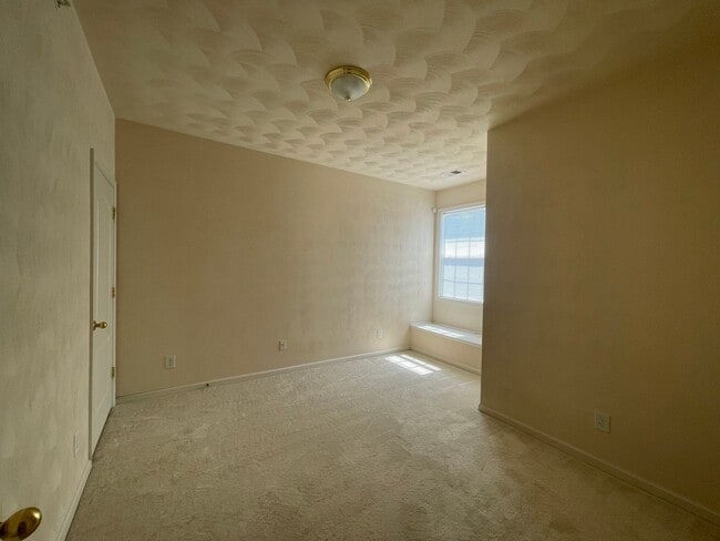 Building Photo - Woodsworth Village in West Neck 55+