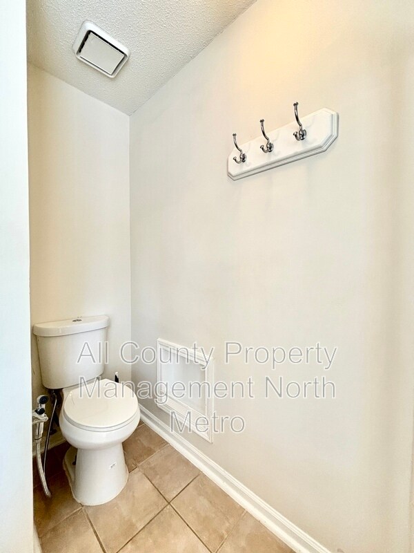 Building Photo - 310 Tanners Crossing