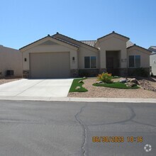 Building Photo - Beautifully Furnished Home with 57ft Boat ...