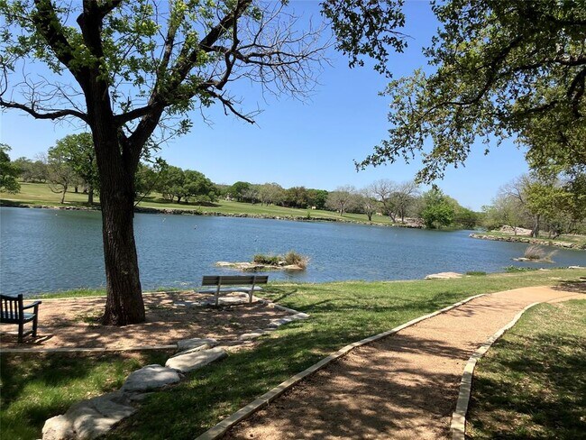 Building Photo - 116 Running Water St