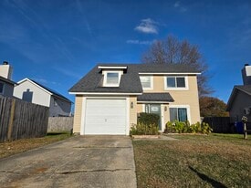 Building Photo - 3912 Riverside Cir