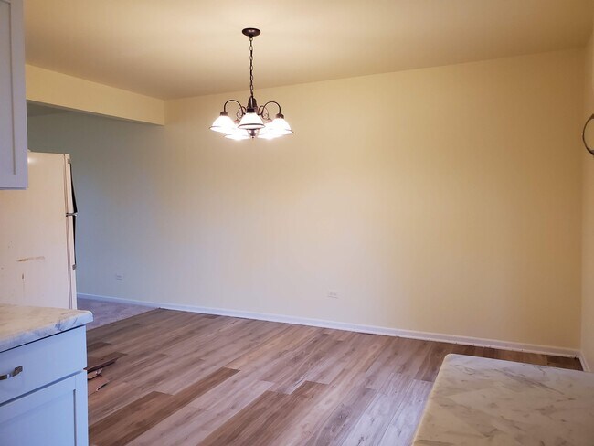 Building Photo - 10803 Timer Dr W