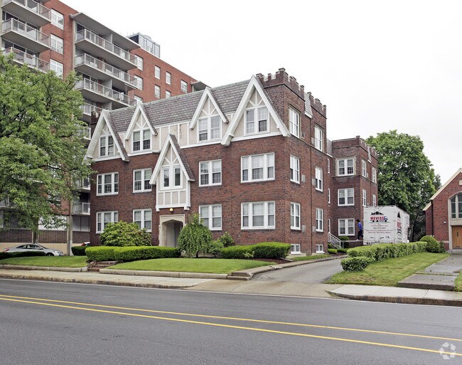 Primary Photo - 72 Salisbury St