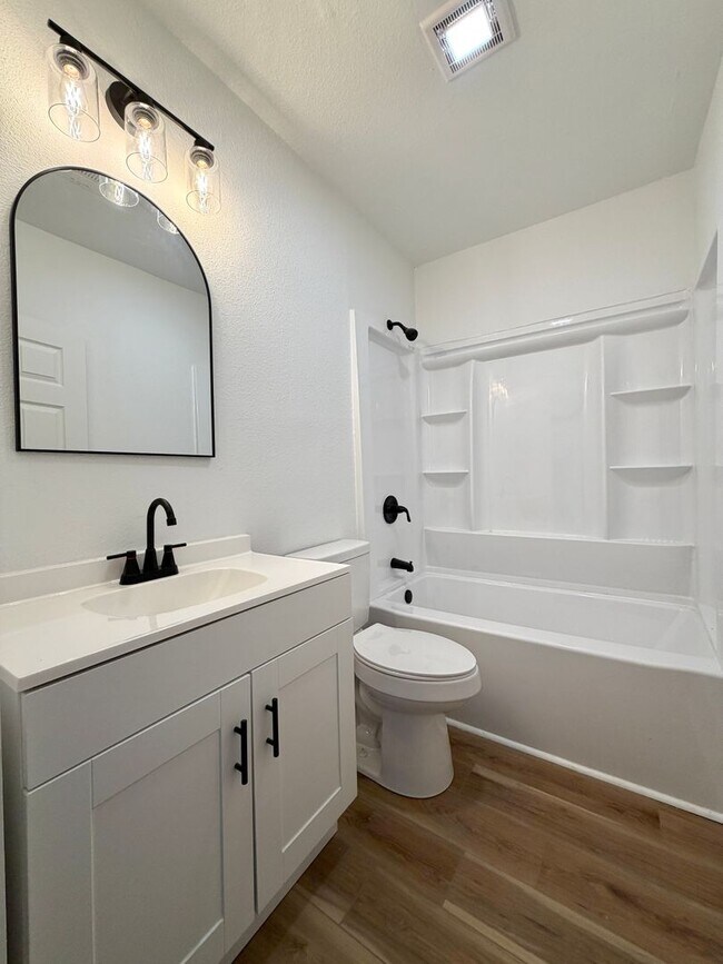 Building Photo - Midtown Little Rock – 3 Bed / 2 Bath – $1,775 Monthly