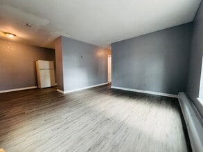 Building Photo - 421 Poplar Level Ct