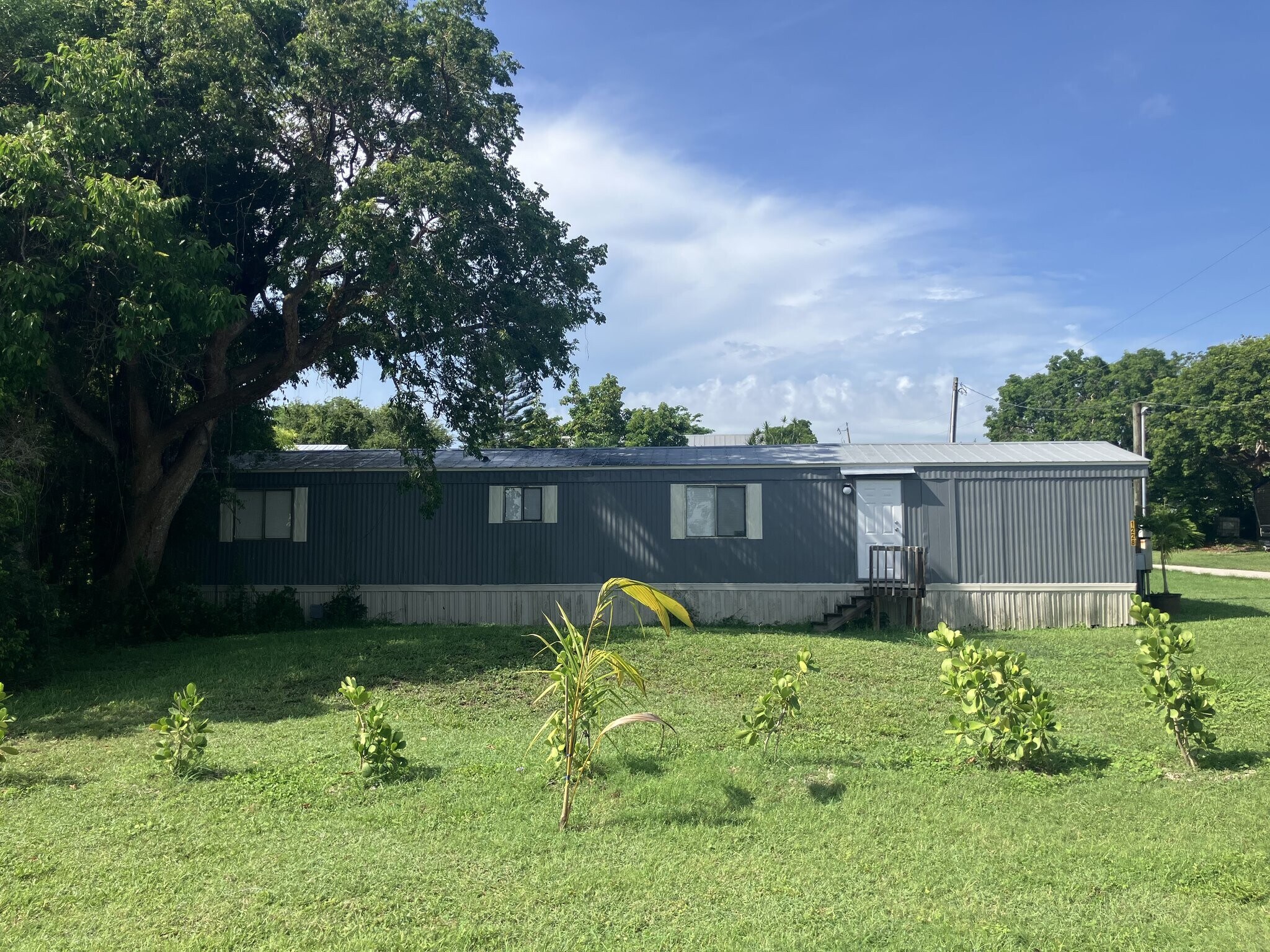 Building Photo - 1228 Chokoloskee Dr