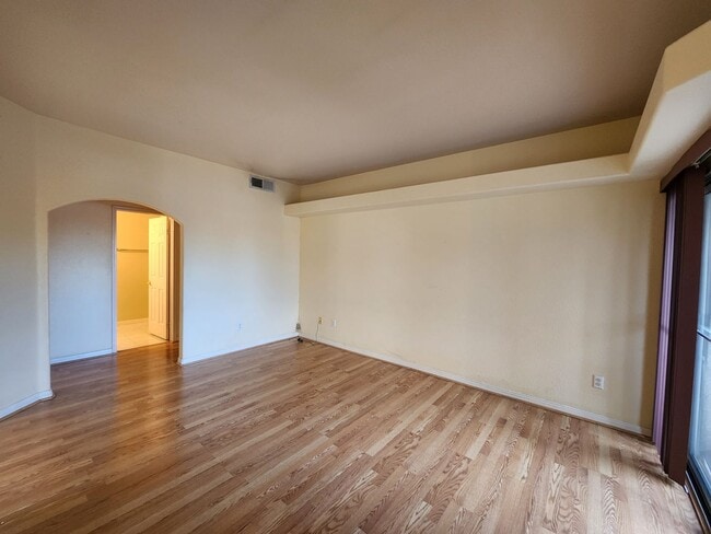 Building Photo - 2nd Story Condo in gated community close to the pool.