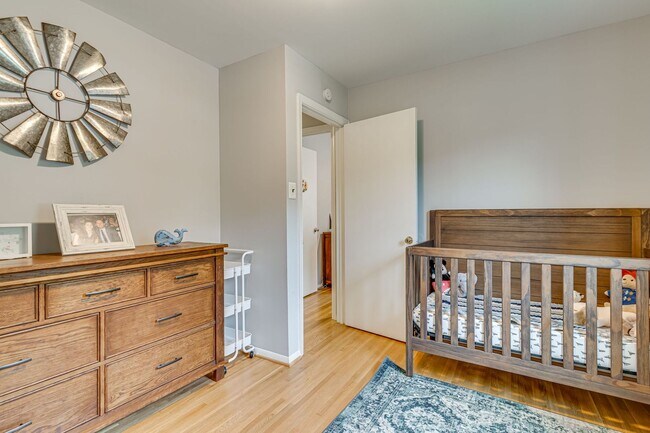 Building Photo - Spacious 4-bedroom home in West Springfield!