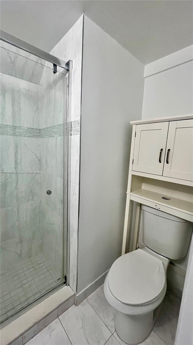 Building Photo - 487 NW 98th Ct