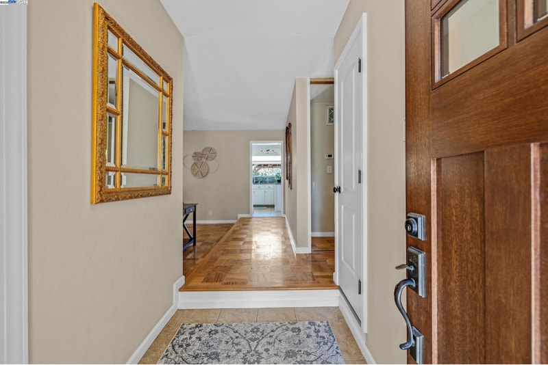 Building Photo - 590 Cinnabar Dr