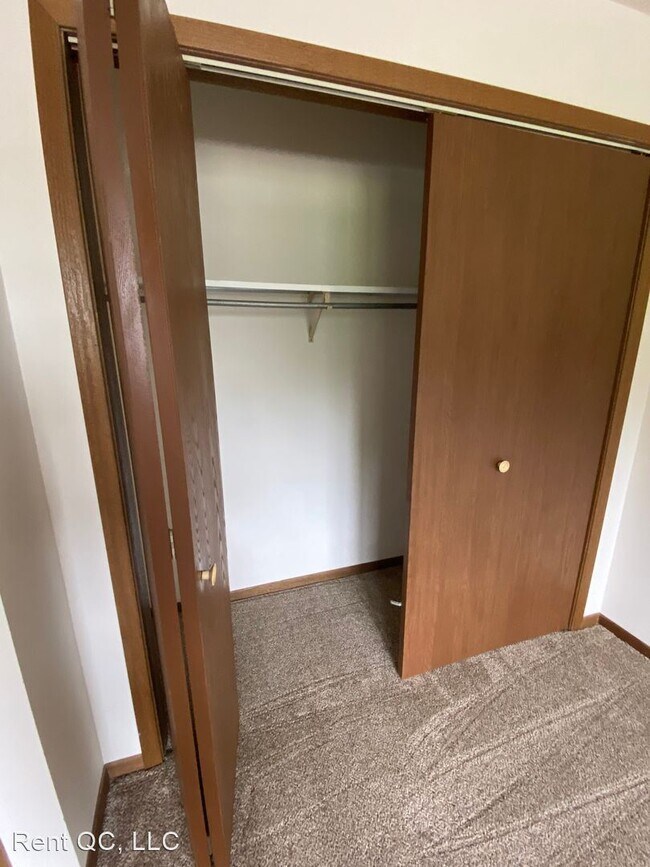 Building Photo - 2 br, 1 bath House - 2239 24th Street #9