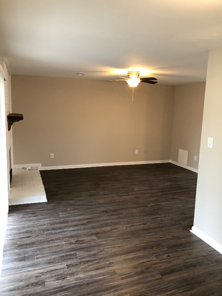 Building Photo - 5204 Amity Springs Dr