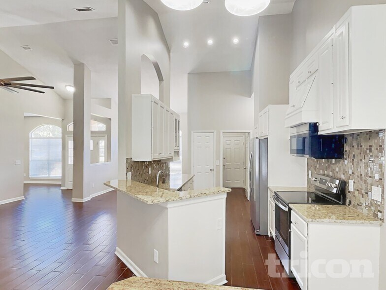 Building Photo - 843 Magic Cove Ln