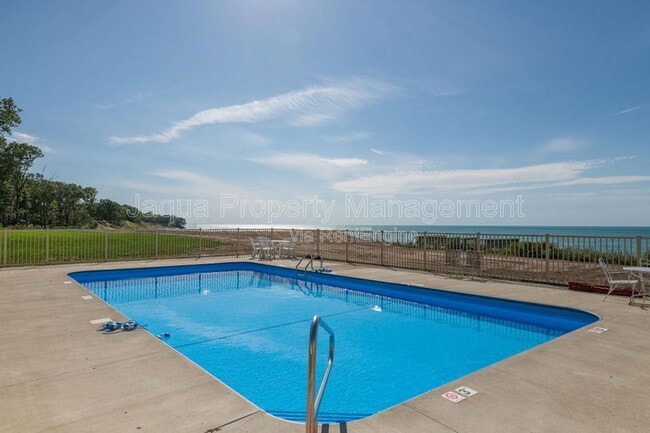 Building Photo - 4150 Ridge Rd