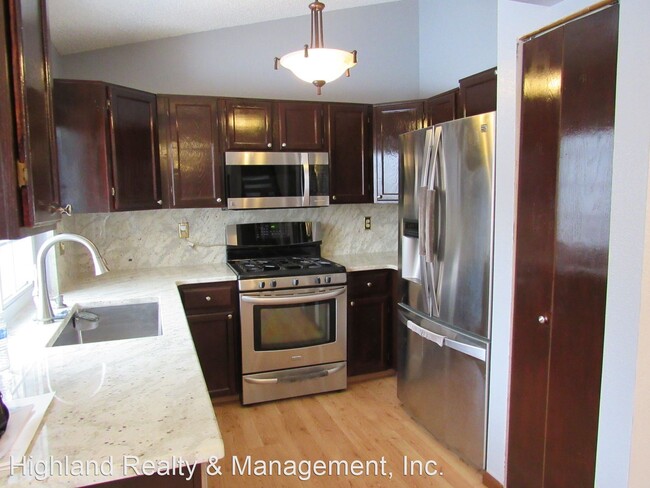 Building Photo - 4 br, 2.5 bath House - 10671 Kipling Way