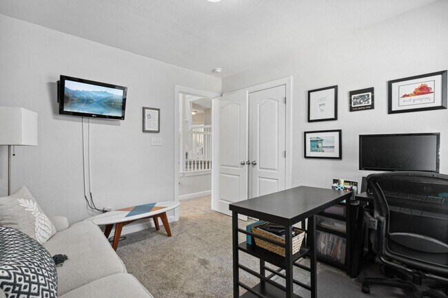 Building Photo - Oceana Area