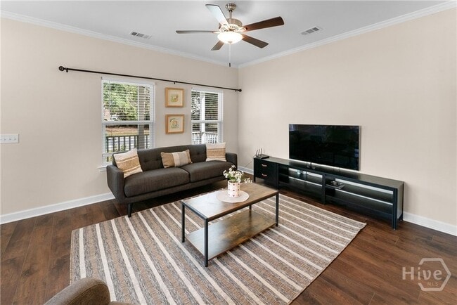 Building Photo - 1403 E Anderson St