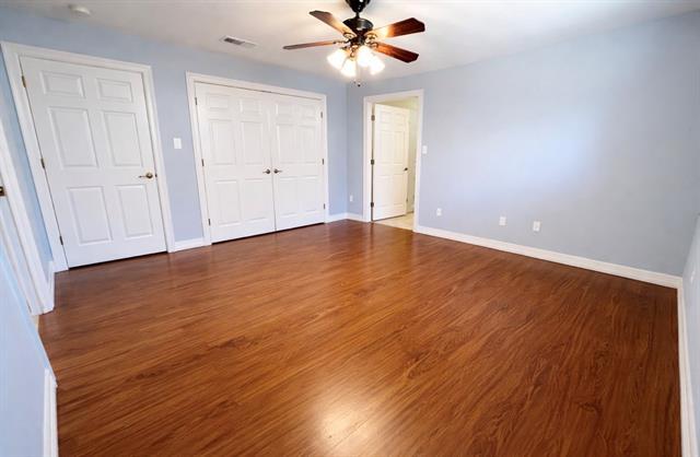 Building Photo - 1825 Glenway Dr