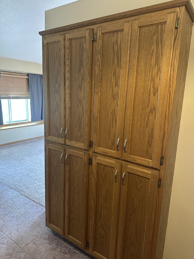 Building Photo - 3502 28th St SW