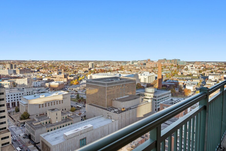 Building Photo - 414 Water St