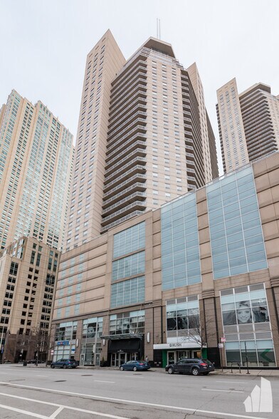 Building Photo - 545 N Dearborn St