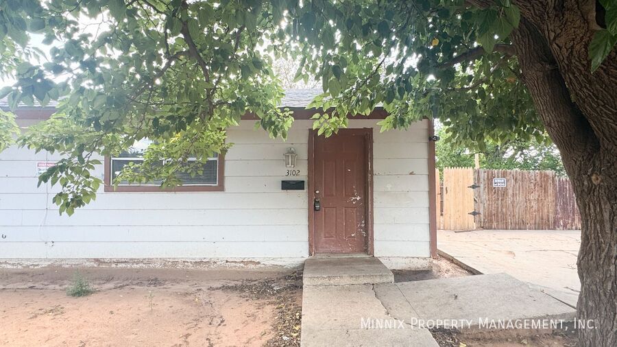 Building Photo - 3102 Ave. N-