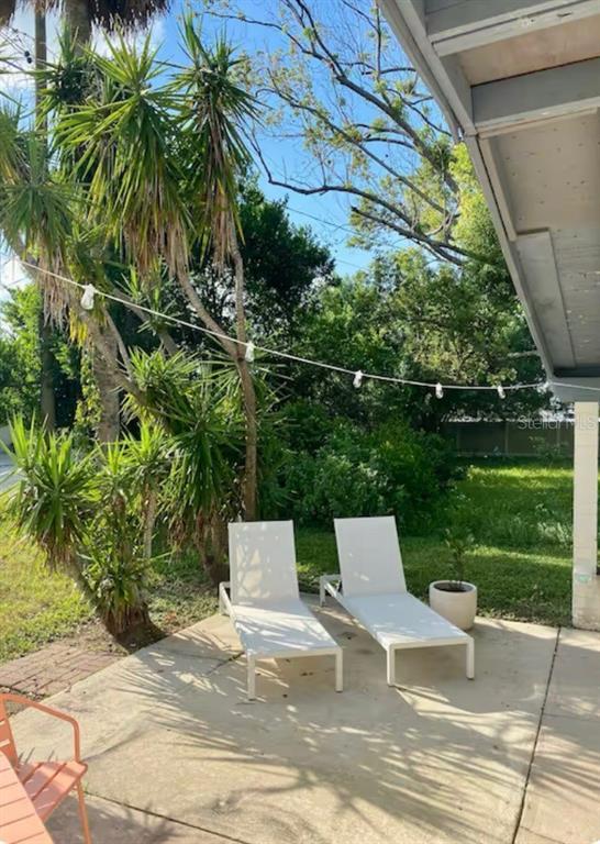 Building Photo - 1858 Fern Palm Dr