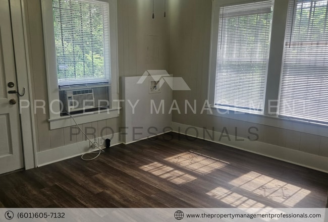 Building Photo - 2308 St. Charles-