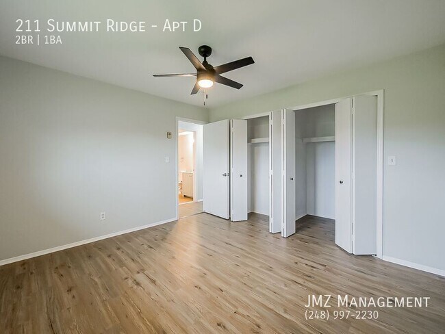 Building Photo - 211 Summit Ridge-Apt D