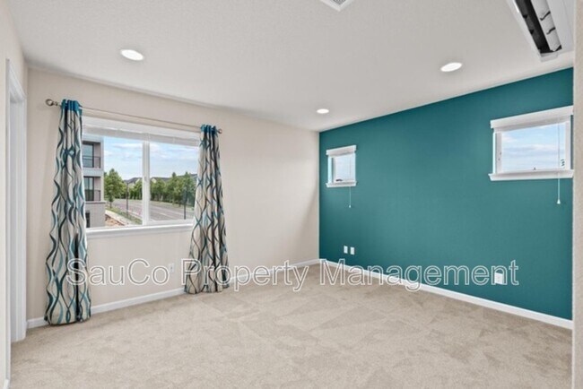 Building Photo - 7595 NW 170th Ave