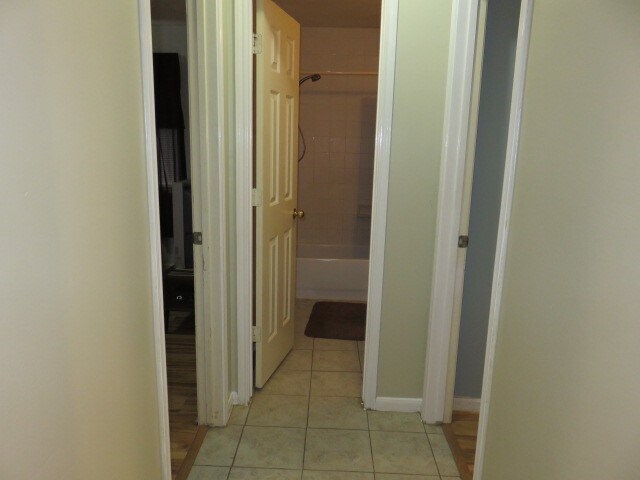 Building Photo - 12129 La Salle Br