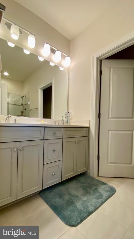Building Photo - 13805 Litespeed Way