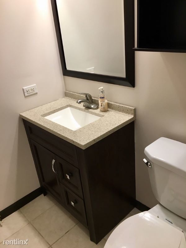 Building Photo - 1312 Melrose Ave