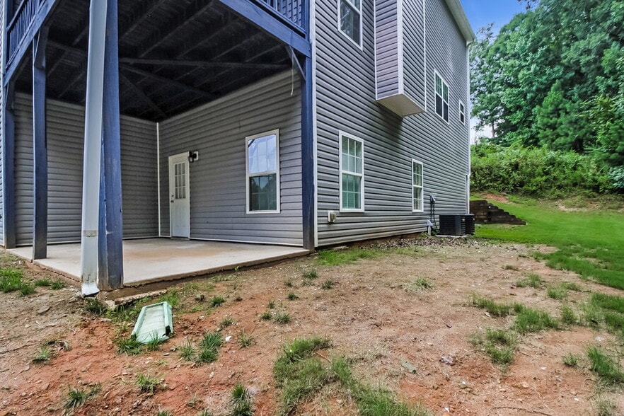 Building Photo - 2590 Harrison Mill Dr