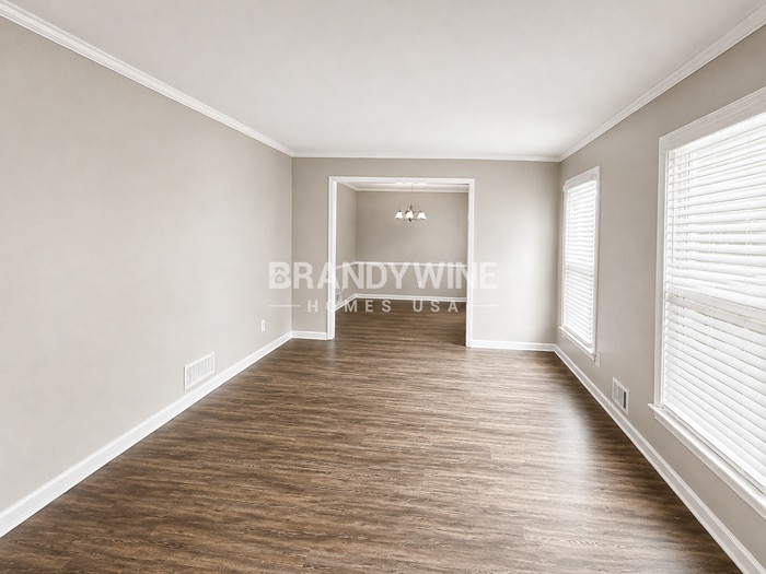 Building Photo - 4520 Dorset Cir