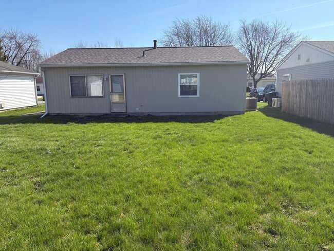 Building Photo - Three bedroom ranch located in Fairpark subdivision for rent
