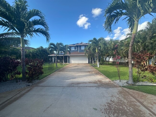 Building Photo - 73 Honuea Pl