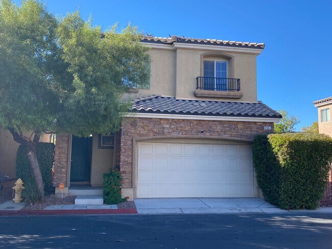 Primary Photo - Wonderful 4 bed/2.5 bath home located in t...