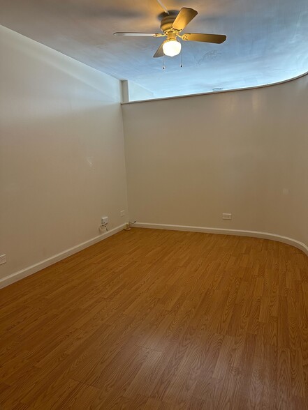 bedroom - 435 Seaside Ave