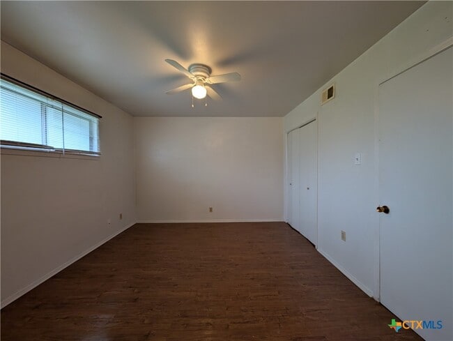 Building Photo - 165 Richter Ln