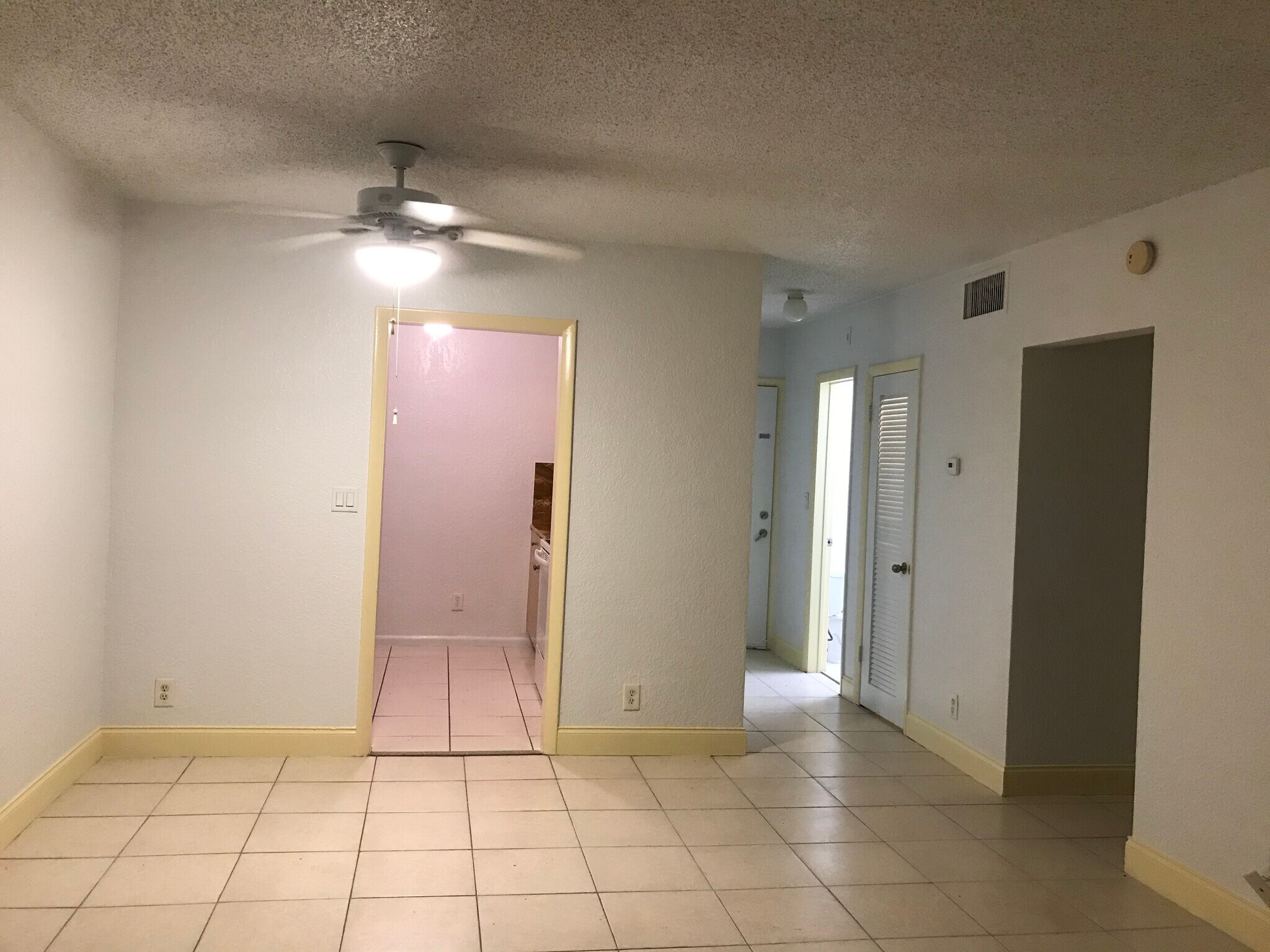 Building Photo - 760 SE 2nd Ave