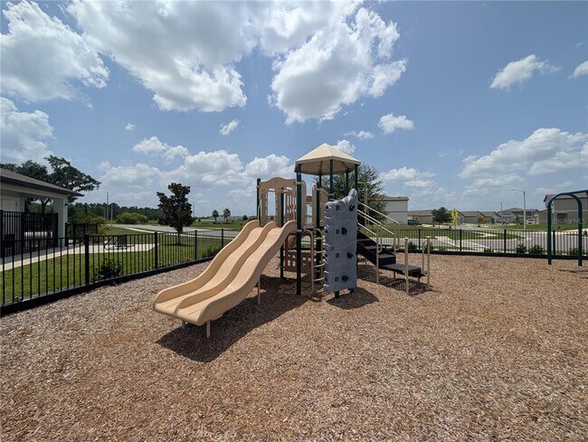 Building Photo - 35491 Shade Fern Ln