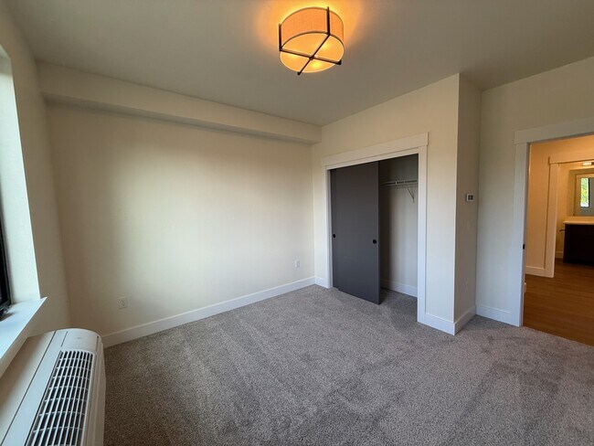 Building Photo - 49 Colorado Ave