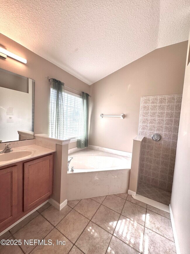 Building Photo - 1478 Walnut Creek Dr