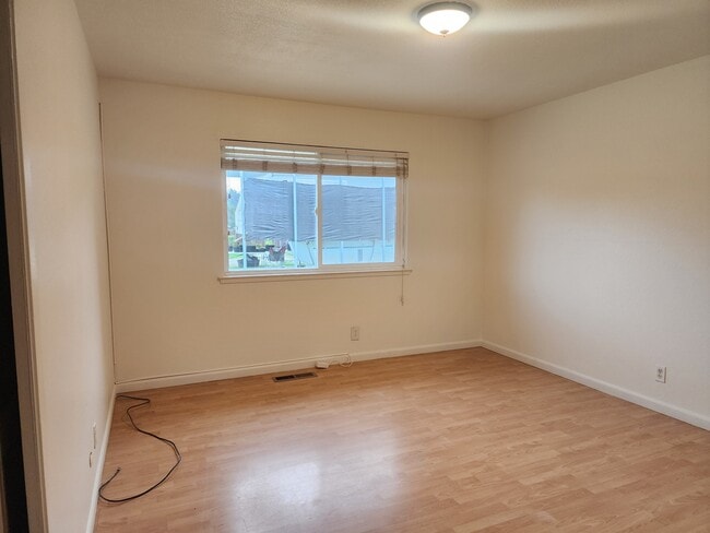 Building Photo - 17824 Pesante Rd