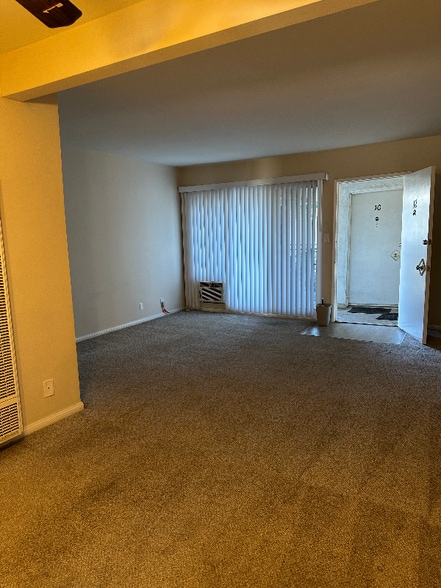 Building Photo - 4438 Murietta Ave