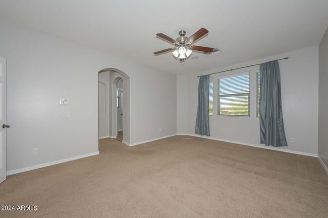 Building Photo - 31098 N 137th Ave