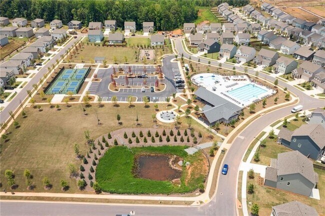 Building Photo - 700 Payton Ln