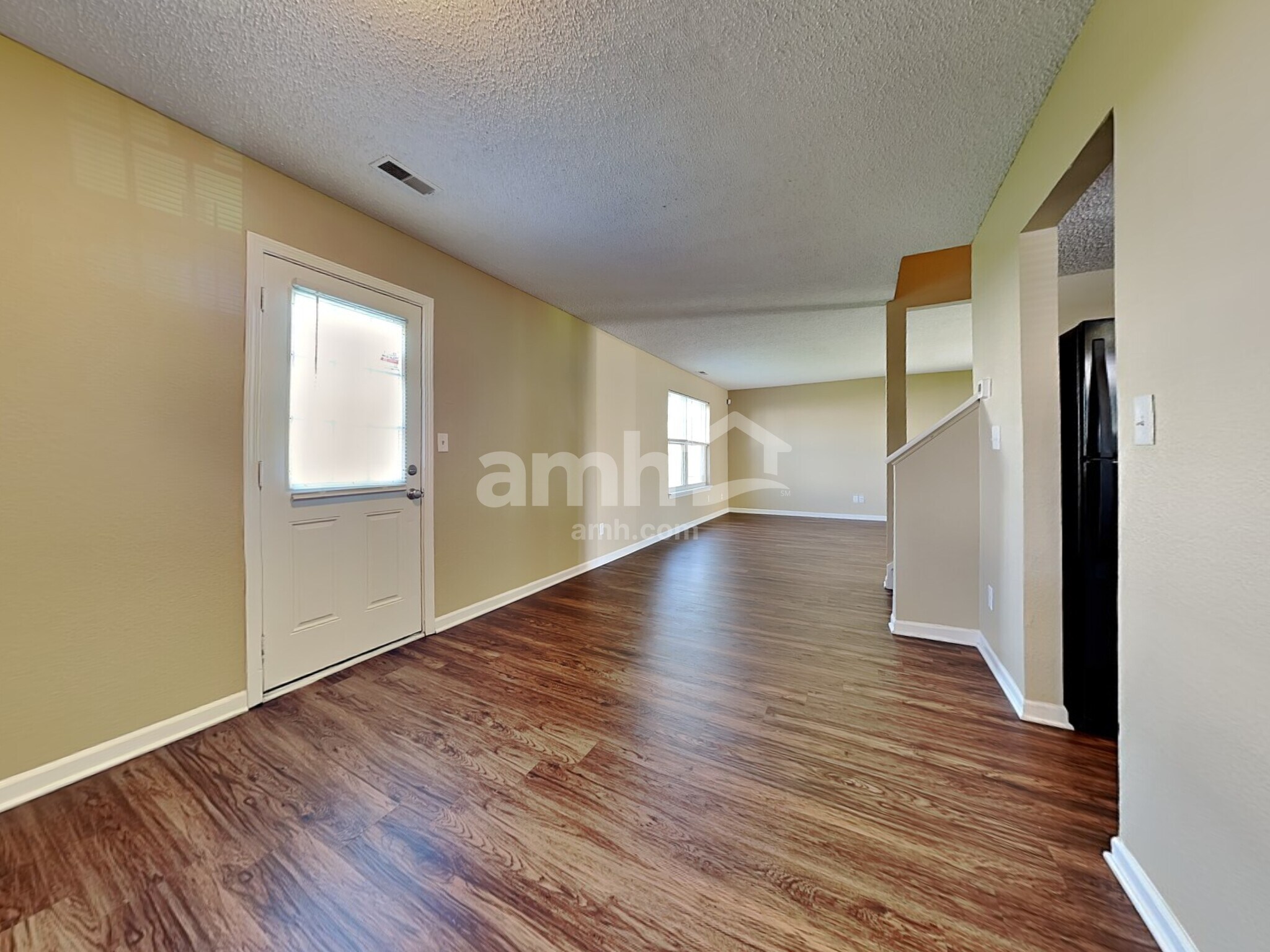 Building Photo - 6031 Draycott Dr
