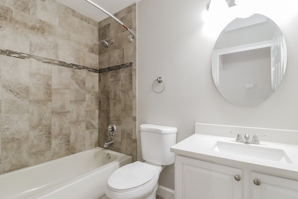 Building Photo - 14525 Lisalynne Ct